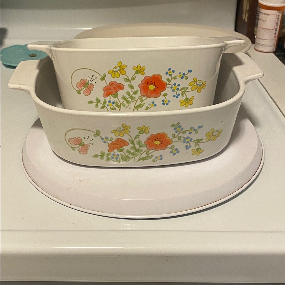 CorningWare Wildflower A-2-B 2 liter Casserole and 1.5 Quart matching No Lids